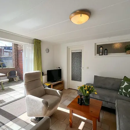 Apartment Gelijkvloers 150m Egmond aan Zee